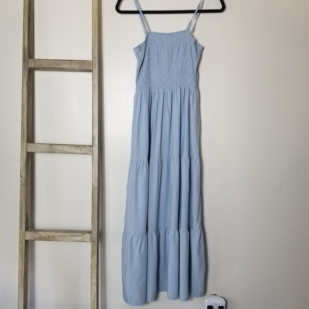 PRETTY GARDEN LIGHT BLUE TIERED MAXI DRESS WITH ADJUSTABLE DRESS SIZE SMALL
